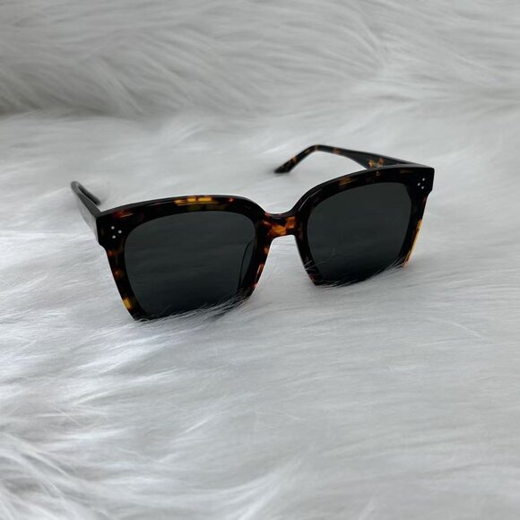 New Gentle Monster Black Sunglasses Dreamer 17 T1 main image 4